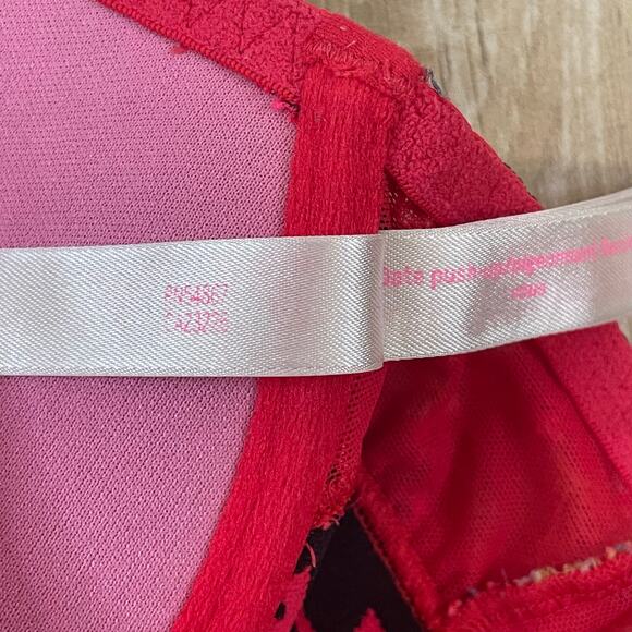 Victoria’s Secret PINK Date Push-Up Bra Floral Lace Underwire Racerback 32C Red - Picture 5 of 11